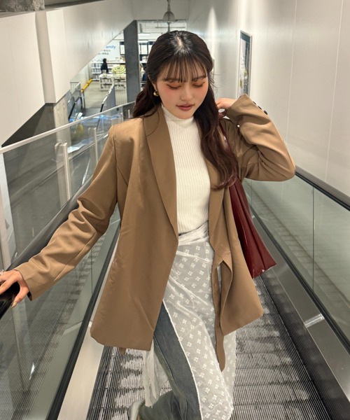 efill（エフィル）の「ウエスト ベルト付き テーラード ジャケット（テーラードジャケット・レディース・ブラウン/ホワイト/ブラック・FREE）」の22枚目の写真