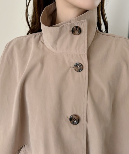 Ada.（エイダ）の「ウエストベルト付き スタンドカラー トレンチコート（トレンチコート・レディース・グレイッシュベージュ/サンドベージュ/ベージュ・M/L）」の19枚目の写真