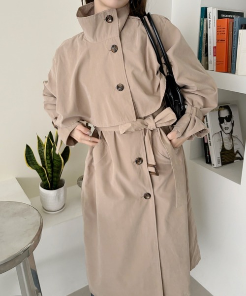 Ada.（エイダ）の「ウエストベルト付き スタンドカラー トレンチコート（トレンチコート・レディース・グレイッシュベージュ/サンドベージュ/ベージュ・M/L）」の11枚目の写真
