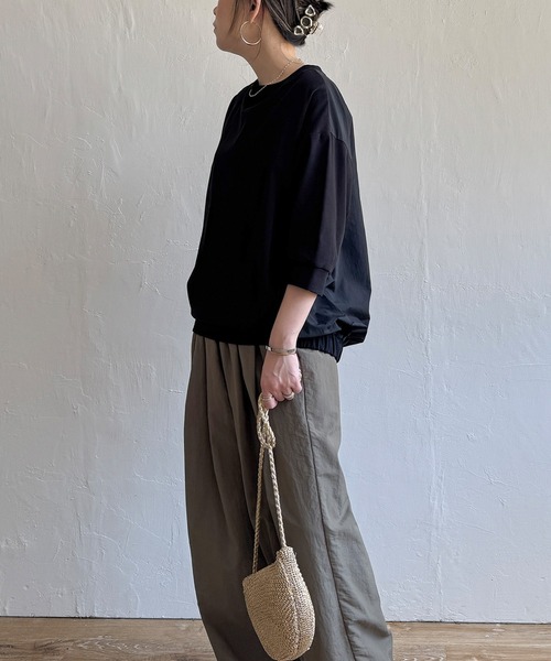 LBC（エルビーシー）の「異素材切り替えタックプルオーバー（Tシャツ/カットソー・レディース・オフホワイト/ブラック/ライトパープル・M/L）」の3枚目の写真