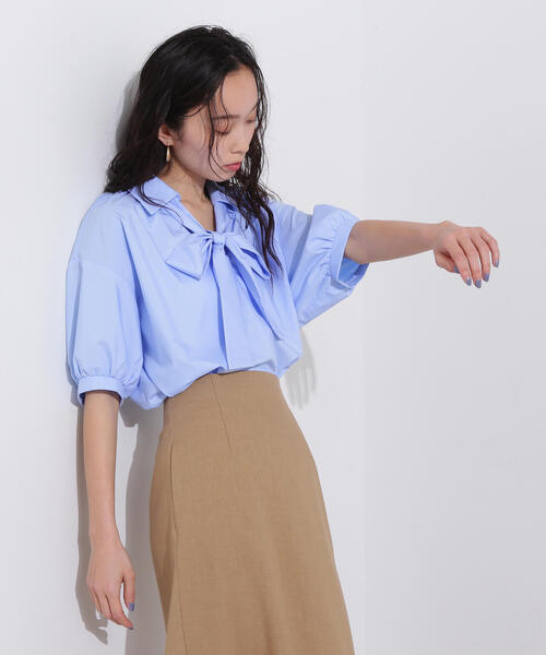 N.(N. Natural Beauty Basic)(エヌエヌナチュラルビューティーベーシック)の「スキッパーリボンタイ半袖ブラウス(シャツ/ブラウス・レディース・ネイビー/イエロー/ブルー・MEDIUM)」の6枚目の写真