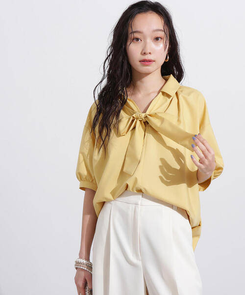 N.(N. Natural Beauty Basic)(エヌエヌナチュラルビューティーベーシック)の「スキッパーリボンタイ半袖ブラウス(シャツ/ブラウス・レディース・ネイビー/イエロー/ブルー・MEDIUM)」の3枚目の写真