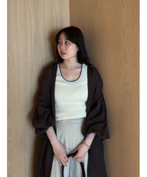 Mila Owen(ミラオーウェン)の「2WAYレイヤードドッキングニットタンク(タンクトップ・レディース・グレー/アイボリー/ブラック/レッド・0/1)」の21枚目の写真