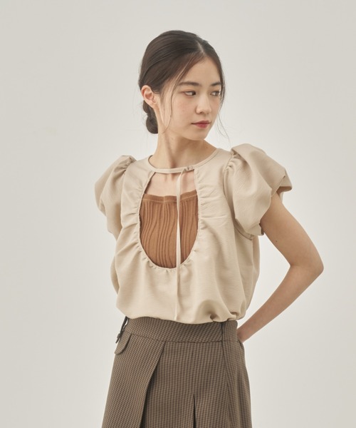 moi tytto(モイテュット)の「リバーシブルパフデザインブラウス(シャツ/ブラウス・レディース・ベージュ/オレンジ/ナチュラル・FREE)」の6枚目の写真