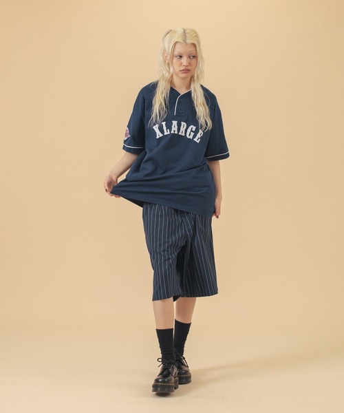 売切れ前に XLARGE BASEBALL S/S TEE スポーティーコーデ◎ XLARGE（エクストララージ）の「BASEBALL S/S TEE（Tシャツ