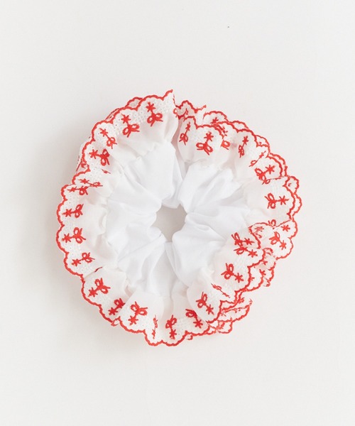 ROOPTOKYO(ループトウキョウ)の「花柄 フリルシュシュ(シュシュ・レディース・レッド/ブラック・FREE)」の6枚目の写真