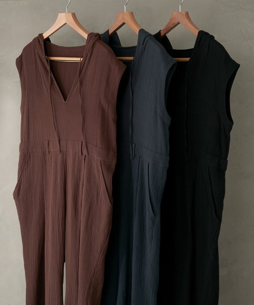 your/0w(ユアロウ)の「2way V-neck hood all in one outfit / 2way 深Vネック フーディーオールインワン(つなぎ/オールインワン・レディース・ネイビー/ブラウン/ブラック・FREE)」の21枚目の写真