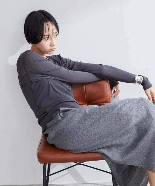 Aunt Marie's(アントマリーズ)の「キャミレイヤードシアートップス/カットソー(Tシャツ/カットソー・レディース・チャコールグレー/ブルー/アイボリー・FREE)」の15枚目の写真