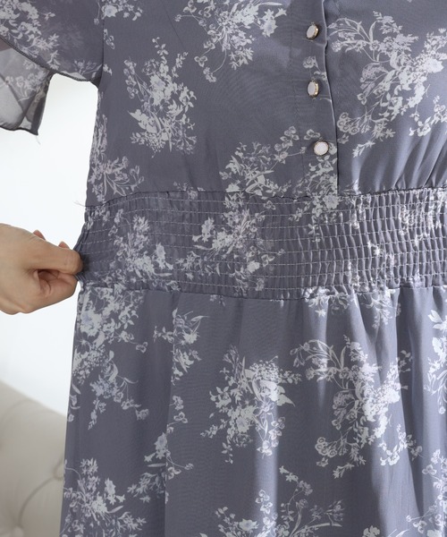 Lace Ladies(レースレディース)の「花柄 袖コンシャス フリル スタンドカラー ワンピース(ワンピース・レディース・グレー/ピンク/ブラック・FREE/S)」の13枚目の写真