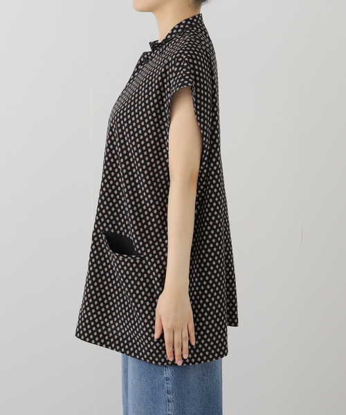 JOURNAL STANDARD LUXE（ジャーナルスタンダード　ラックス）の「コモンプリント ガウンベスト（ブルゾン・レディース・ホワイト/ブラック・FREE）」の13枚目の写真