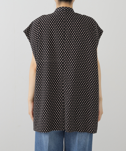 JOURNAL STANDARD LUXE（ジャーナルスタンダード　ラックス）の「コモンプリント ガウンベスト（ブルゾン・レディース・ホワイト/ブラック・FREE）」の14枚目の写真