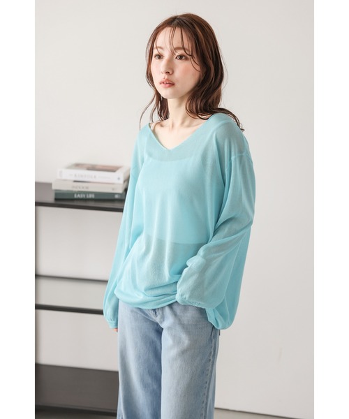 SUGAR BISKET(シュガービスケット)の「Vネックシアーニットトップス(Tシャツ/カットソー・レディース・ブルー/アイボリー系/グレー/モカ/ブラック/ライトブルー・フリー)」の6枚目の写真