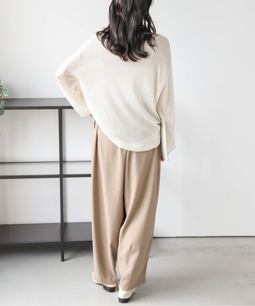 SUGAR BISKET(シュガービスケット)の「Vネックシアーニットトップス(Tシャツ/カットソー・レディース・ブルー/アイボリー系/グレー/モカ/ブラック/ライトブルー・フリー)」の18枚目の写真