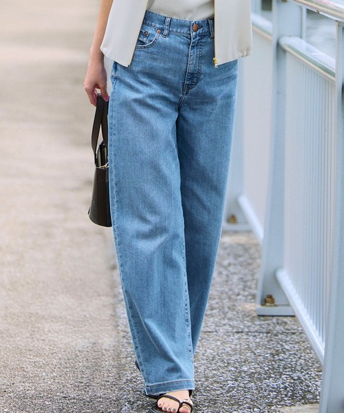 23区 S(ニジュウサンクチイサイサイズ)の「23区DENIM サマー ストレート ワイド パンツ(デニムパンツ・レディース・スカイブルー系/ターコイズブルー系/ホワイト/スカイブルー・32/34/30/28)」の3枚目の写真