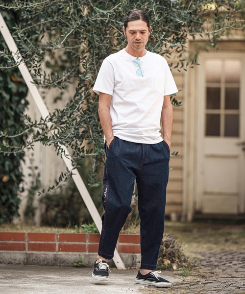Adidas★Tシャツ& デニムパンツ 上下セット レオパード ヒョウ柄 adidas Originals（アディダスオリジナルス）の「日本限定