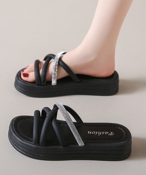 Miniministore（ミニミニストア）の「ストラップサンダル レディース 厚底 夏（サンダル・レディース・ブラック/アイボリー・22.5cm/23.0cm/23.5cm/24.0cm/24.5cm/25.0cm）」の2枚目の写真
