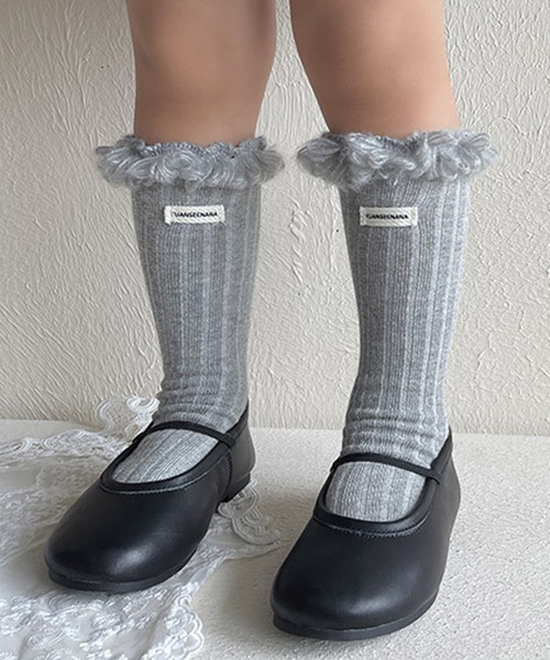 aimoha（アイモハ）の「【aimoha-KIDS-】フリンジリブソックス（ソックス/靴下・キッズ・ブラウン/ブラック/ベージュ/ライトグレー/ホワイト/モカ/ダークグレー/バーガンディー・FREE）」の4枚目の写真