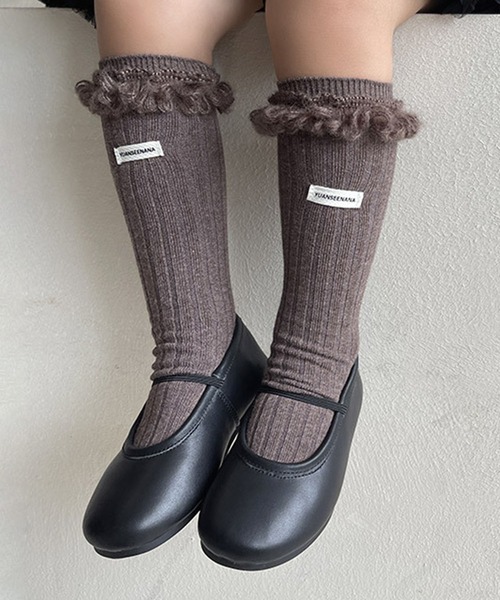 aimoha（アイモハ）の「【aimoha-KIDS-】フリンジリブソックス（ソックス/靴下・キッズ・ブラウン/ブラック/ベージュ/ライトグレー/ホワイト/モカ/ダークグレー/バーガンディー・FREE）」の15枚目の写真