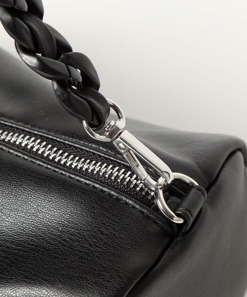 LEPSIM（レプシィム）の「フェイクレザーシリンダーバッグ　451459（ショルダーバッグ・レディース・ブラック/サックスブルー/アイボリー・ONE SIZE）」の17枚目の写真