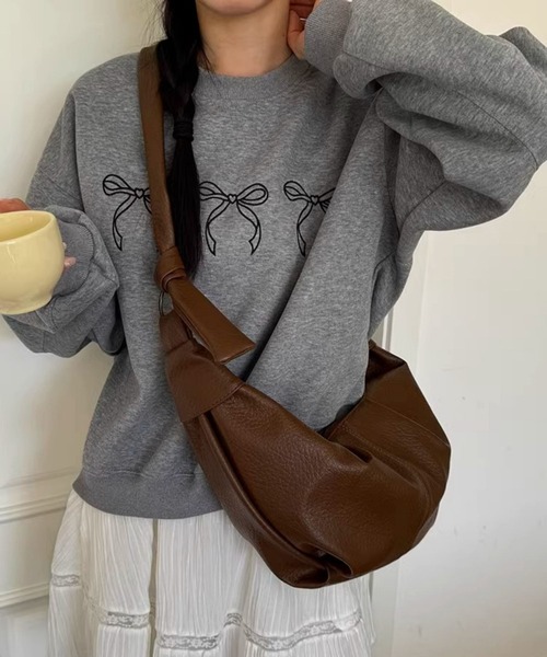 FREE STYLISTS(フリー スタイリスト)の「Y2K 大容量 ワンハンドル ギャザーショルダーバッグ ワンショルダークロワッサン(ショルダーバッグ・レディース・ブラウン/ブラック・FREE)」の7枚目の写真