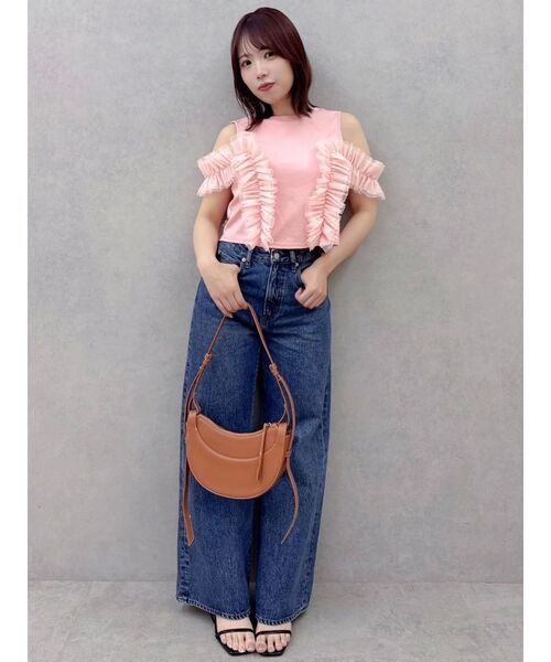 dazzlin(ダズリン)の「フリルギャザードッキングカットソー(Tシャツ/カットソー・レディース・ブラック/オフホワイト/ピンク・FREE)」の7枚目の写真