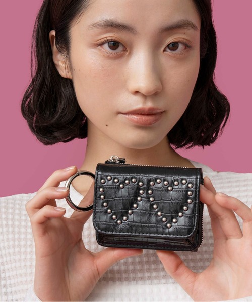 Casselini（キャセリーニ）の「Casselini(キャセリーニ)ハートスタッズマルチケース（コインケース・レディース・ピンク/ブラック/ブルー・FREE）」の2枚目の写真