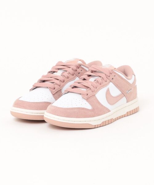 NIKE(ナイキ)の「W DUNK LOW IB4417-102(スニーカー・レディース・ホワイト・22.5cm/23.0cm/23.5cm/24.0cm/24.5cm/25.0cm/25.5cm/26.0cm/26.5cm/27.0cm/27.5cm/28.0cm)」の8枚目の写真