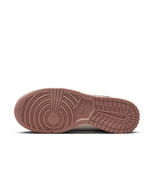 NIKE(ナイキ)の「W DUNK LOW IB4417-102(スニーカー・レディース・ホワイト・22.5cm/23.0cm/23.5cm/24.0cm/24.5cm/25.0cm/25.5cm/26.0cm/26.5cm/27.0cm/27.5cm/28.0cm)」の7枚目の写真