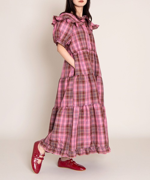 PUNYUS(プニュズ)の「パフスリーブティアードチェックワンピース(ワンピース・レディース・イエロー/グリーン/ピンク・1/2/3/4)」の9枚目の写真