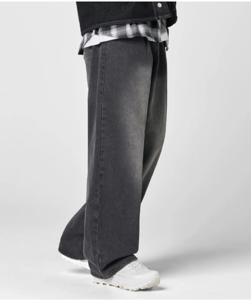 Vini(ヴィニ)の「【Vini】バイオウォッシュ ワンタックワイドデニム(デニムパンツ・メンズ・ブラック/インディゴブルー・LARGE/MEDIUM/SMALL)」の12枚目の写真