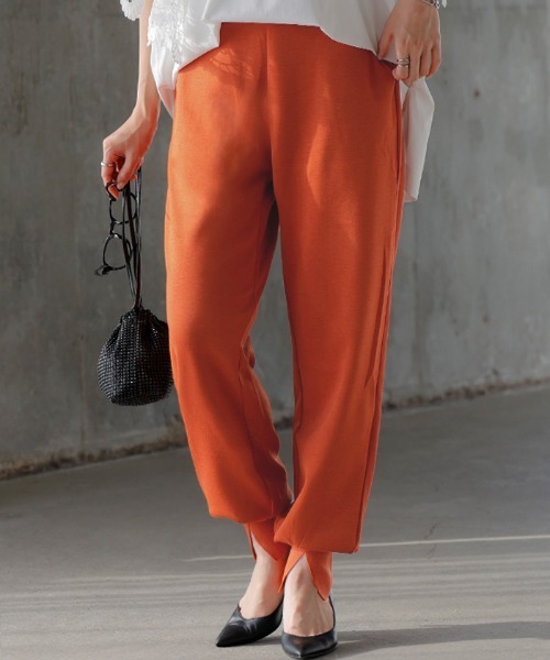 HUG.U（ハグユー）の「美脚ジョガーパンツ（スウェットパンツ・レディース・オレンジ/ライトグレー/ブラック/カーキ・FREE）」の4枚目の写真