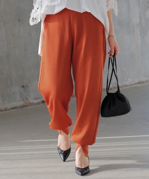 HUG.U（ハグユー）の「美脚ジョガーパンツ（スウェットパンツ・レディース・オレンジ/ライトグレー/ブラック/カーキ・FREE）」の5枚目の写真