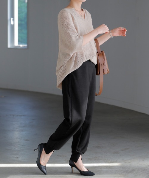 HUG.U（ハグユー）の「美脚ジョガーパンツ（スウェットパンツ・レディース・オレンジ/ライトグレー/ブラック/カーキ・FREE）」の15枚目の写真