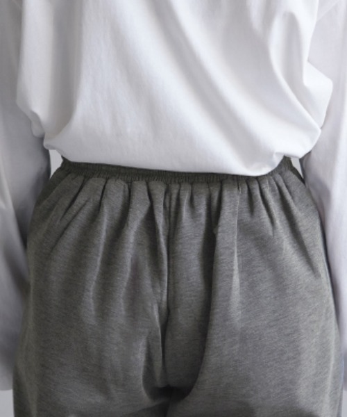 HUG.U（ハグユー）の「美脚ジョガーパンツ（スウェットパンツ・レディース・オレンジ/ライトグレー/ブラック/カーキ・FREE）」の22枚目の写真