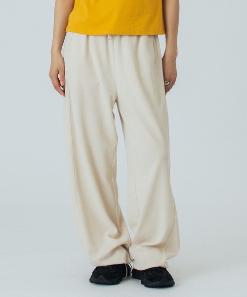 ROSE BUD（ローズバッド）の「CORDUROY PANTS（その他パンツ・レディース・レッド/ホワイト/グレー/ブラック・ONE SIZE）」の2枚目の写真