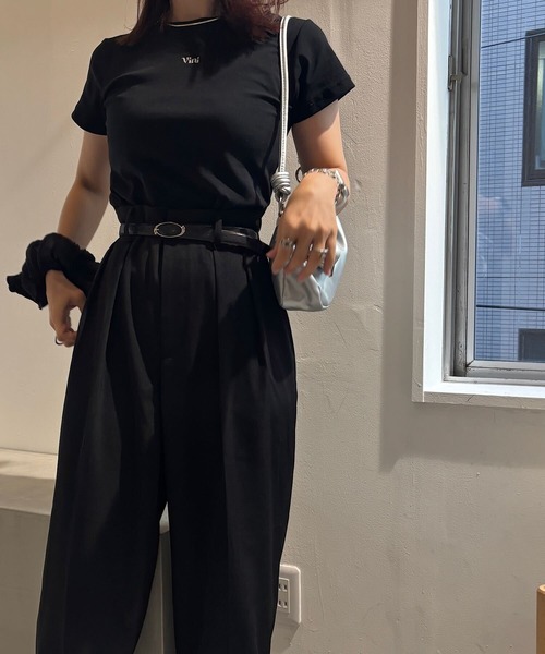 Vini（ヴィニ）の「【Vini】ロゴ 刺繍 Tシャツ（Tシャツ/カットソー・レディース・ブラック/ホワイト・MEDIUM/LARGE）」の9枚目の写真