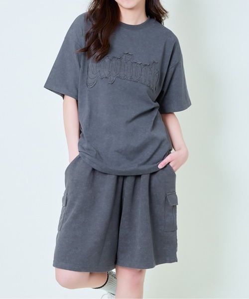 GORGE(ゴージ)の「《Tシャツ+ショートパンツ》レディース セットアップ 半袖 上下セット(つなぎ/オールインワン・レディース・チャコール/カモフラージュ/レッド・F)」の3枚目の写真