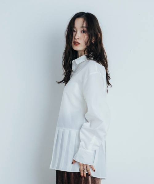 Shelly island（シェリーアイランド）の「コクーンスリーブプリーツヘムシャツ（シャツ/ブラウス・レディース・ホワイト/ブラック/ブルー・FREE）」の4枚目の写真