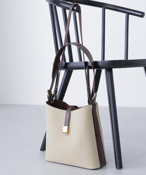 NATURAL BEAUTY BASIC(ナチュラルビューティーベーシック)の「◇【Oggi掲載】スウェードコンビワンショルダーバッグ(ショルダーバッグ・レディース・グリーン系その他6/ベージュ系その他・フリ-)」の2枚目の写真