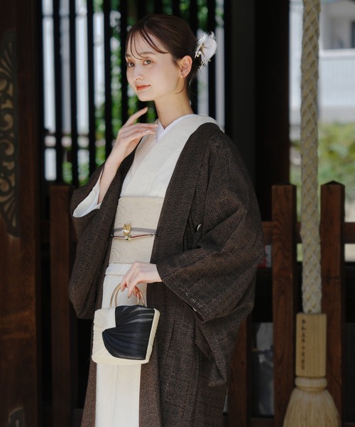 utatane(ウタタネ)の「羽織 レース ニコアンティーク レトログラフィカ ダーク×ブラウン 日本製(着物・レディース・ブラウン・FREE)」の2枚目の写真