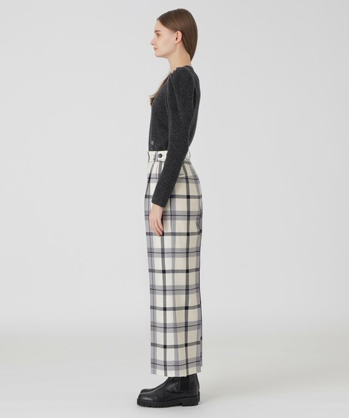 BLUE LABEL CRESTBRIDGE（ブルーレーベルクレストブリッジ）の「【店舗限定】クレストブリッジチェックサキソニードビーオーバーペンワイドパンツ（その他パンツ・レディース・ベージュ系その他7/グレー系その他・36/38）」の15枚目の写真