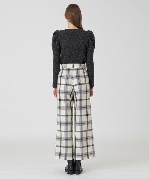 BLUE LABEL CRESTBRIDGE（ブルーレーベルクレストブリッジ）の「【店舗限定】クレストブリッジチェックサキソニードビーオーバーペンワイドパンツ（その他パンツ・レディース・ベージュ系その他7/グレー系その他・36/38）」の14枚目の写真