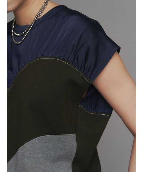 ASYMME CURVE LINE TOP / アシメカーブライントップ（Tシャツ