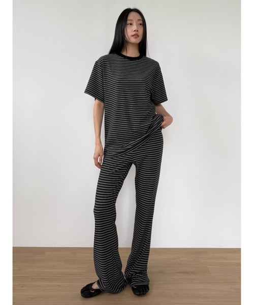 Didot.showroom(ディドット ショールーム)の「【DIDOT.】フリースボーダーフレアパンツ(その他パンツ・レディース・パープル/チャコール/ブラック/アイボリー・FREE)」の2枚目の写真