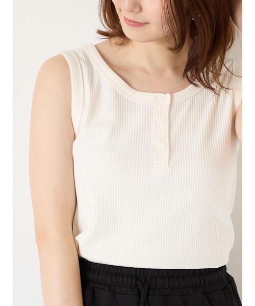 Te chichi TERRASSE（テチチテラス）の「前後2WAYヘンリーネックタンクトップ（タンクトップ・レディース・ブラック/オフホワイト/ブルー・F）」の2枚目の写真