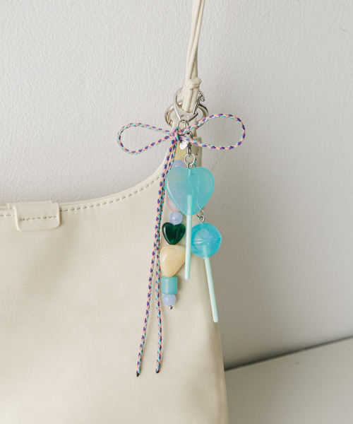 SMELLY(スメリー)の「カラーモチーフキャンディーキーチェーン(キーホルダー・レディース・イエロー/パープル/ブルー・-)」の2枚目の写真