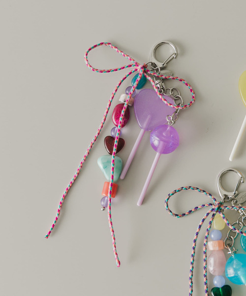 SMELLY(スメリー)の「カラーモチーフキャンディーキーチェーン(キーホルダー・レディース・イエロー/パープル/ブルー・-)」の4枚目の写真