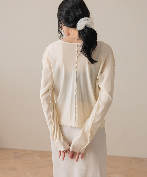 LOWRYS FARM（ローリーズファーム）の「ベロア２ＷＡＹプルオーバーＬＳ  577775（Tシャツ/カットソー・レディース・ネイビー/ブラウン/オフホワイト/ブラック・FREE）」の21枚目の写真