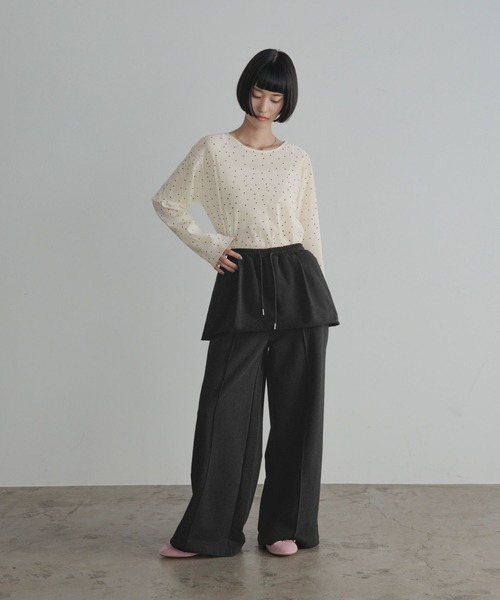 LOWRYS FARM(ローリーズファーム)の「ベロア2WAYプルオーバーLS 577775(Tシャツ/カットソー・レディース・ネイビー/ブラウン/オフホワイト/ブラック/ドット・FREE)」の10枚目の写真