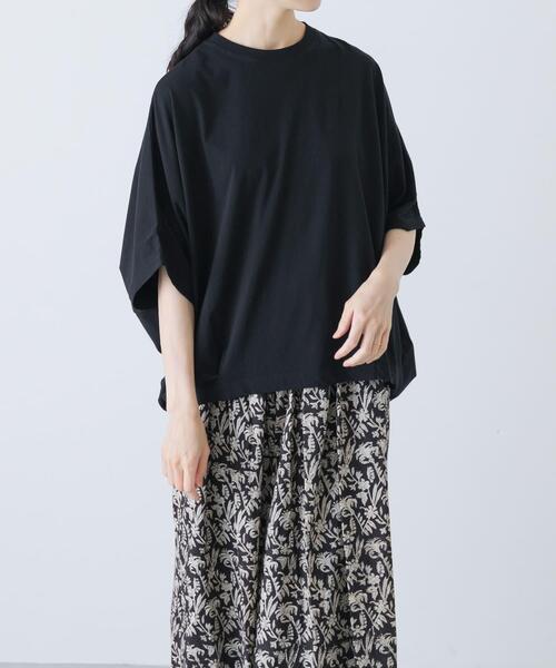 かぐれ(カグレ)の「ワイドコクーンドルマンカットソー(Tシャツ/カットソー・レディース・ネイビー/ブラック/オフホワイト・FREE)」の2枚目の写真